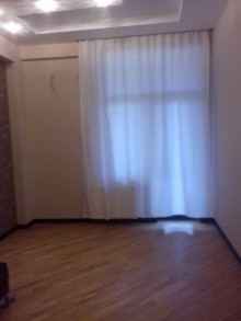 Satılır Yeni Tikili, Yasamal.r, Yasamal, İnşaatçılar.m-6