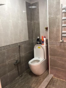Satılır Yeni Tikili, Yasamal.r, Yasamal, İnşaatçılar.m-11