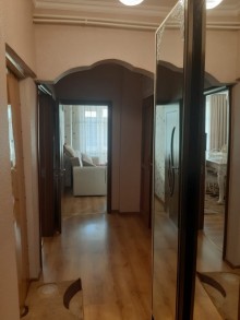 Satılır Köhnə Tikili, Sabunçu.r, Bakıxanov-3