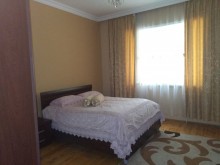 Satılır Həyət evi, Qəbələ.ş-3