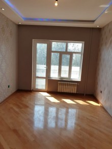 Satılır Köhnə Tikili, Binəqədi.r, 9-cu mikrorayon-4