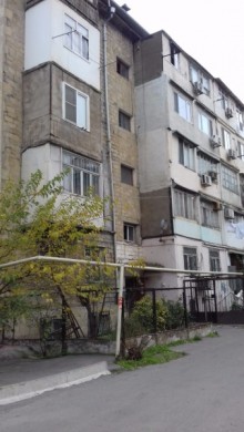 Satılır Köhnə Tikili, Yasamal.r, Yasamal, İnşaatçılar.m-1