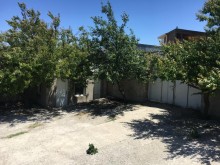 Satılır Həyət evi, Xızı.ş-2