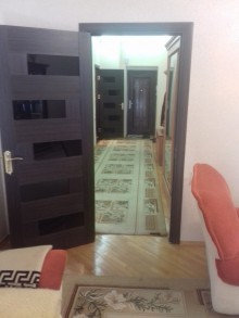 Satılır Yeni Tikili, Yasamal.r-17