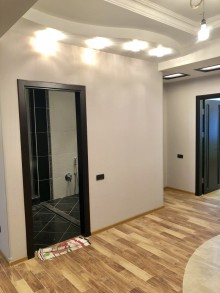 Satılır Yeni Tikili, Nəsimi.r, 3-cü mikrorayon, Memar Əcəmi.m-8