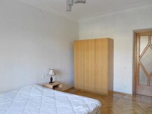 Kirayə (Aylıq) Köhnə Tikili, Səbail.r, Sahil.m-12