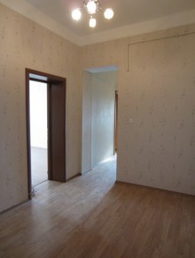 Satılır Köhnə Tikili, Yasamal.r, Yasamal, Elmlər Akademiyası.m-2