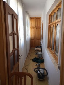 Satılır Köhnə Tikili, Yasamal.r, Yasamal, İnşaatçılar.m-7