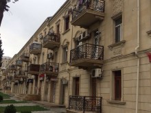 Satılır Köhnə Tikili, Sabunçu.r, Bakıxanov-1
