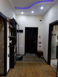 Satılır Köhnə Tikili, Sabunçu.r, Bakıxanov-6