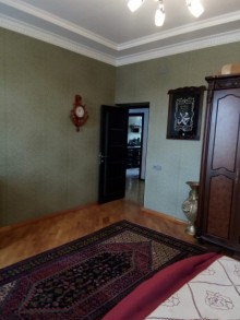 Satılır Köhnə Tikili, Sabunçu.r, Bakıxanov-9