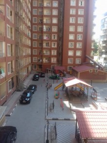 Satılır Yeni Tikili, Binəqədi.r, 9-cu mikrorayon, Azadlıq.m-8