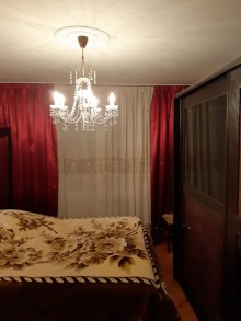 Satılır Köhnə Tikili, Yasamal.r, Yasamal, İnşaatçılar.m-12
