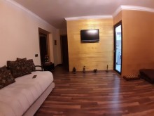 Satılır Köhnə Tikili, Yasamal.r, İnşaatçılar.m-11