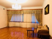 Satılır Həyət evi, Nizami.r, 8-ci kilometr, Xalqlar Dostluğu m..m-4