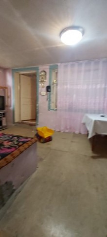 Satılır Həyət evi, Xətai.r-6