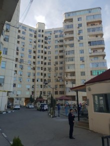 Satılır Yeni Tikili, Nizami.r, Qara Qarayev.m-1