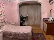 Satılır Köhnə Tikili, Yasamal.r, Yasamal, Elmlər Akademiyası.m-6