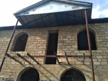 Satılır Həyət evi, Oğuz.ş-8