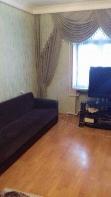 Satılır Köhnə Tikili, Naxçıvan.ş-1
