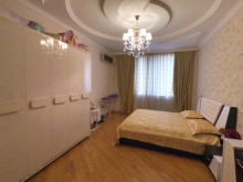 Satılır Yeni Tikili, Nəsimi.r-9