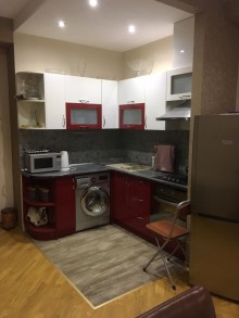 Satılır Yeni Tikili, Yasamal.r, Yeni Yasamal, İnşaatçılar.m-7