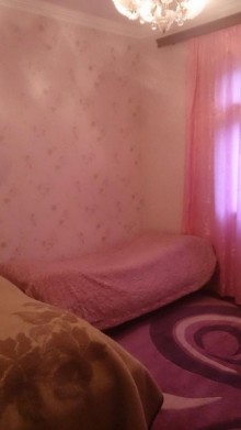 Satılır Köhnə Tikili, Suraxanı.r, Yeni Günəşli, Xalqlar Dostluğu m..m-5