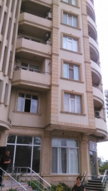 Kirayə (Aylıq) Yeni Tikili, Yasamal.r, Elmlər Akademiyası.m-11