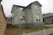 Qəmərvan kəndində, dağların qoynunda 10 sot torpaqda ev, -16
