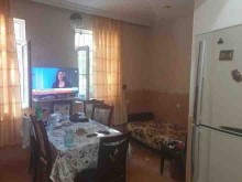 Satılır Köhnə Tikili, Nəsimi.r-12