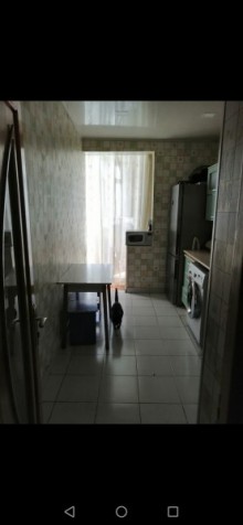 Satılır Köhnə Tikili, Nəsimi.r, 20 Yanvar.m-11