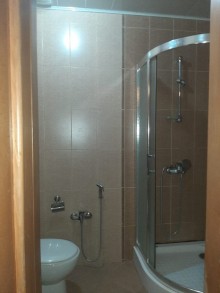 Satılır Yeni Tikili, Yasamal.r-2