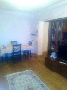 Satılır Köhnə Tikili, Sabunçu.r, Bakıxanov-8