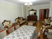 Satılır Yeni Tikili, Yasamal.r, Nizami.m-15