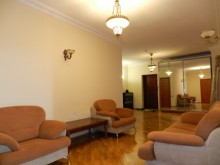 Satılır Yeni Tikili, Yasamal.r, Nizami.m-19
