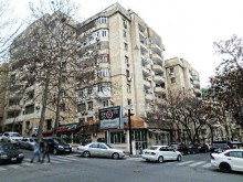 Satılır Köhnə Tikili, Səbail.r, İçərişəhər.m-14