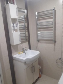 Satılır Yeni Tikili, Yasamal.r, Yeni Yasamal, İnşaatçılar.m-11