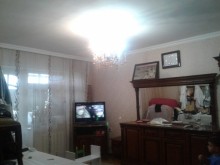 Satılır Köhnə Tikili, Nizami.r, 8-ci kilometr, Qara Qarayev.m-5