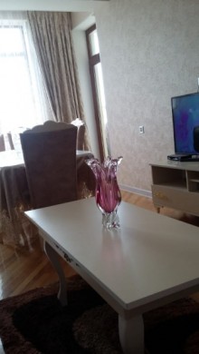 Satılır Yeni Tikili, Xırdalan.ş-18