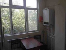 Satılır Köhnə Tikili, Nizami.r, Qara Qarayev.m-8