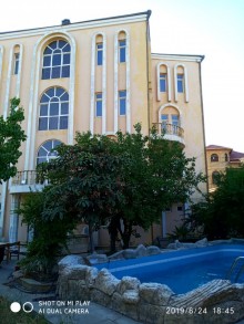 Xətai rayonu "Asiman" şadlıq evi yaxınlığında 9 sot ərazidə  4 mərtəbəli villa satış və kirayə, -1