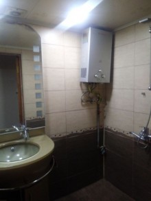 Satılır Köhnə Tikili, Suraxanı.r, Yeni Suraxanı, Qara Qarayev.m-11