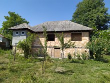 Satılır Həyət evi, Oğuz.ş-1