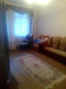 Satılır Köhnə Tikili, Sabunçu.r, Bakıxanov-8