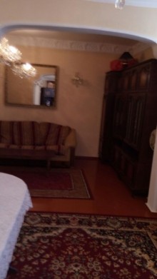 Kirayə (Aylıq) Həyət evi, Yasamal.r, Yasamal, İnşaatçılar.m-14