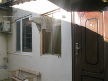 Satılır Həyət evi, Yasamal.r, Yasamal, Elmlər Akademiyası.m-1