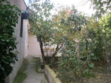 Satılır Həyət evi, Yasamal.r, Yasamal, Elmlər Akademiyası.m-5