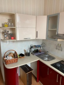 Satılır Köhnə Tikili, Sabunçu.r, Bakıxanov-4