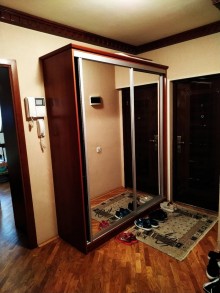 Satılır Köhnə Tikili, Sabunçu.r, Bakıxanov-4
