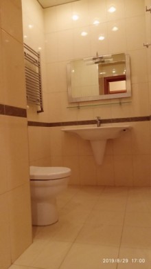 Satılır Yeni Tikili, Nəsimi.r, 28 May.m-17